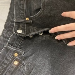 Levi’s 501 ブラックデニムの画像