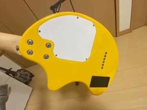 アンプ内蔵ギター　フェルナンデス　　【美品】