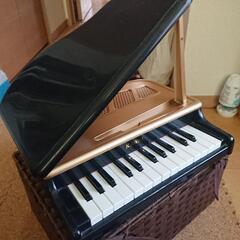 【値下げ】KAWAI ミニグランドピアノの画像