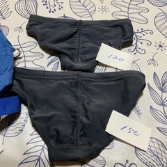 大川スイミングスクール　bagと男の子水着