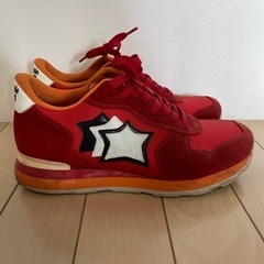 Atlantic STARS 赤スニーカーの画像