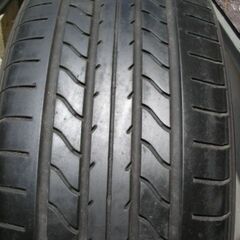 欲しい人いませんかいなければ 今月末に処分します　　ヨコハマ　アドバン　タイヤ　1本　215/50/17の画像