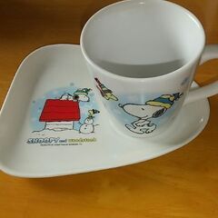 スヌーピーのカップ、ソーサーの画像