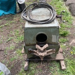 ネジ切り機　電線管の画像