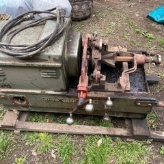 ネジ切り機　電線管の画像