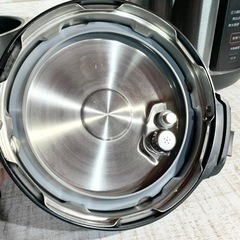 【2021年製‼️】Panasonic 電気圧力鍋✨ きれピカ清掃🌟 の画像