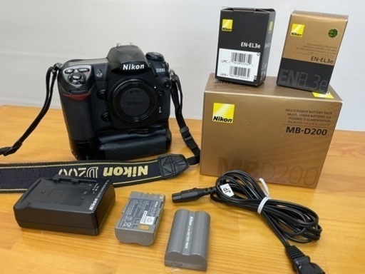 ⭕️ デジタル一眼　ニコン　D200  ジャンク品　3  決定しました