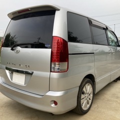 傷凹みなし！　乗って帰れる！　車検付き！　　ノア　車検付き　の画像