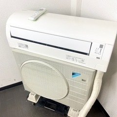 激安‼️買い換えるなら今です❗️8〜12畳用 17年製 DAIKINルームエアコンF28UTER-W?