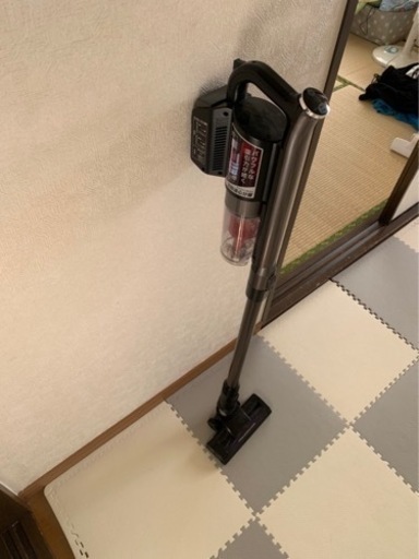 アイリスオーヤマ　コードレス掃除機