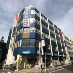 スケルトン、事務所仕様！！ JR常磐線松戸駅徒歩1分♪ 保証金3ヶ月礼金賃料1ヶ月無料！ 物販店、学習塾、事務所に最適な広さ♪ 駅徒歩1分、外からの視認性あり、窓多数★ 1階ドラッグストア、上階には大手学習塾あり★ 看板使用料なし、エレベータありの画像