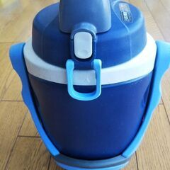 水筒1.9リットル　サーモス製の画像