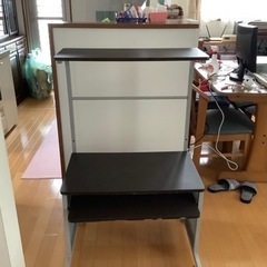 デスクトップパソコン用OAラックの画像