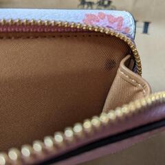 新品　COACH　コーチ　花柄のミニ財布　三つ折り　フローラルプリントの画像