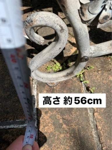 ■大特価!■ アンティーク風/ガーデンテーブル/取りに来て下さる方希望/配送ご相談受付ます/あんしん決算にご変更可能です