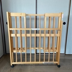 【値下げ】ベビーベッド(ミニ)とベビー布団セットの画像