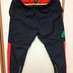 【決まりました】NIKEヴィンテージ風生地 Mサイズ
