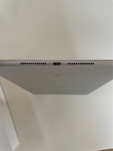 値下げしました　iPad 第8世代　32GB Wi-Fiモデル　シルバー