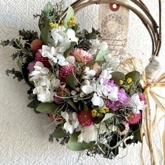 ユーカリと花々リース