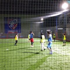 【フットサル・次回７月２３日（土）20時~21時40分】東京都府中市「FC東京フットサルパーク」の個サルにチーム参加しています！ - スポーツ