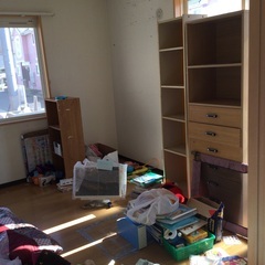 無料　棚　ガレージセール　生活用品色々
