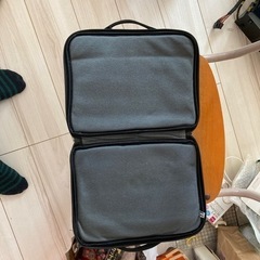 ※売約済m(_ _)mタブレットの入れ物二つ