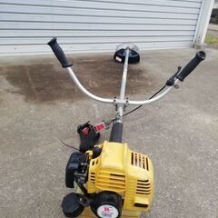 刈払機　草刈機　丸山製作所　BIG-M 　BC233C 中古品で...