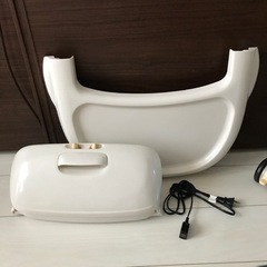 【無料0円】コンビ（combi） 電動バウンサーの画像