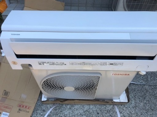 ★東芝エアコン6畳用 2020年 室外機新品 リモコン無し