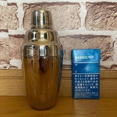 シェイカーとシュガーポットの画像