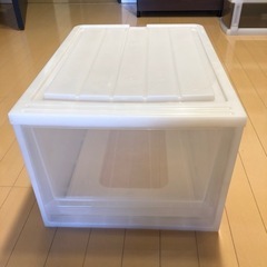 譲ります！　プラスチック収納ケースの画像