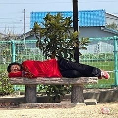 ３０代、４０代からの表現者を集めています。