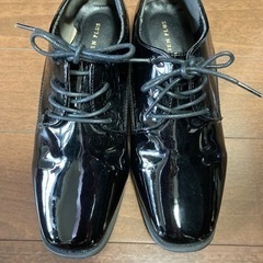 エナメル靴　23.5cm