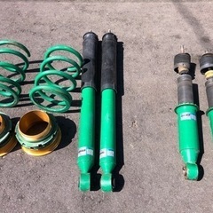 10アルファード　30エスティマ　　　TEIN リア車高調　オマケ付き
