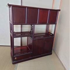 唐木飾り棚の画像