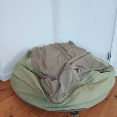 体にフィットするソファー 65×65×43cm カーキ