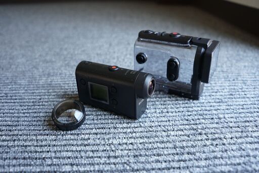 ソニー  アクションカム HDR-AS50 ライブビューリモコンキット 防水ケース バッテリー2個 レンズプロテクター付き