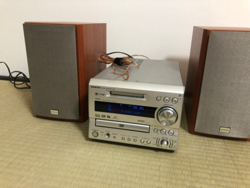 ONKYOオーディオプレイヤー　CD MD一体型ミニコンポ