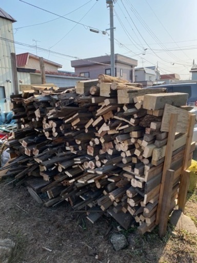 薪　焚き火用に　キャンプ　まき　大量 取りに来れる方