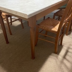 ダイニング4人掛けセット　テーブル伸縮の画像