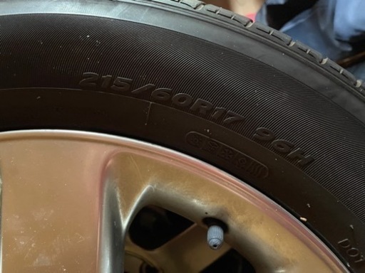 エルグランド　e51  タイヤホイールセット