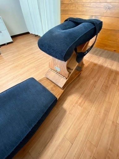 引取り大歓迎 ニーチェストテーブル カイロプラクティック ガンステッド