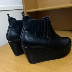 厚底ショートアンクルブーツ ブラックMサイズの画像