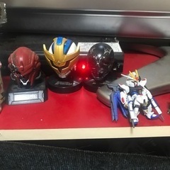 処分価格！昔の仮面ライダー、ガンダム、などなどフィギュア類