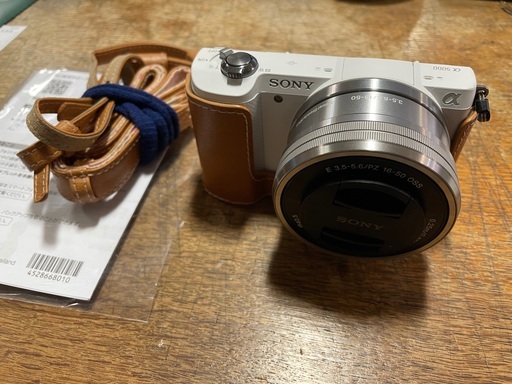 SONY コンパクト一眼レフカメラ α5000