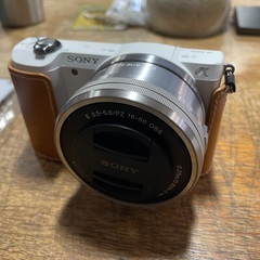 SONY コンパクト一眼レフカメラ α5000