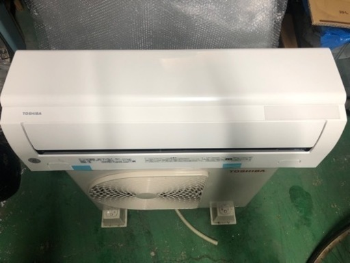 TOSHIBAルームエアコン2.2kw