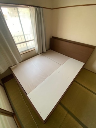 ニトリ　クイーンベッドフレーム［相談受けます］