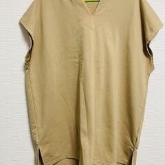 レディース服　半袖トレーナー