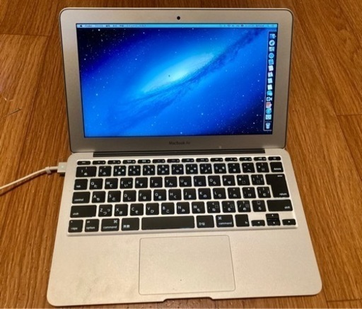 MacBookAir 2012 完動品　美品　電源ケーブル付き